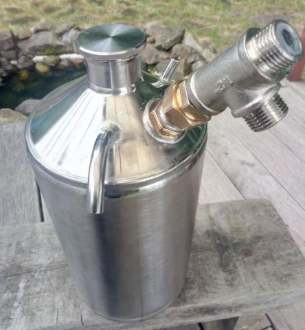 Конденсатор с ХП вид сверху.jpg