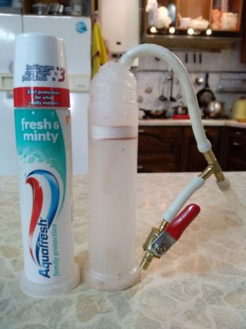 Туба Аквафреш.jpg