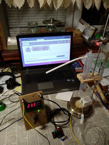 Блок управления с попугаем.jpg