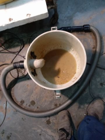 Брага в пылесосе.jpg